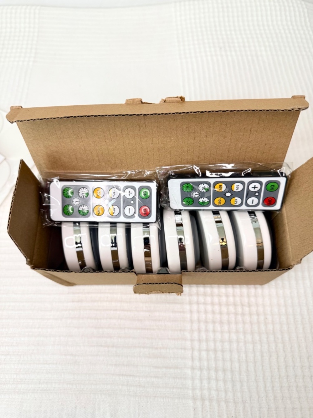 6 Pack LED Puck Lights with Remote Control - Picture 8 of 8